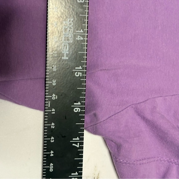 Nike Women's Medium Athletic Purple Short Sleeve Tee - Picture 6 of 9